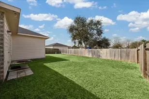 7306 Parkview Dr, Hitchcock, TX 77563 - Photo 26