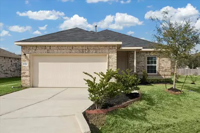 7306 Parkview Drive, Hitchcock, TX 77563 - Photo 1