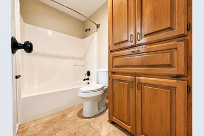 109 Concord Avenue, Clute, TX 77531 - Photo 16