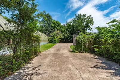 631 E Shore Drive, Clear Lake Shores, TX 77565 - Photo 4