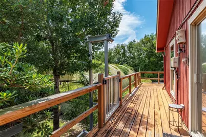 631 E Shore Drive, Clear Lake Shores, TX 77565 - Photo 10