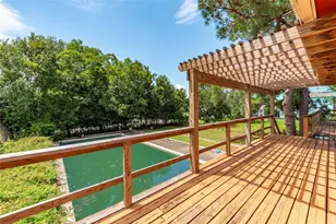 631 E Shore Dr, Clear Lake Shores, TX 77565 - Photo 8