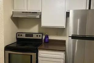8100 Creekbend Dr, Houston, TX 77071 - Photo 10