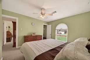 2003 Kingsway Dr, League City, TX 77573 - Photo 18