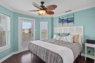 4035 Estuary Ct, Galveston, TX 77554 - Photo 12