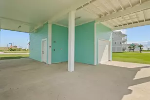 4035 Estuary Ct, Galveston, TX 77554 - Photo 38