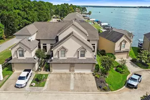 350 Old Aqua Landing E, Conroe, TX 77356 - Photo 2