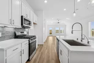 1213 Sacred Light Ln, La Marque, TX 77568 - Photo 16