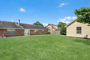 13931 Roundstone Ln, Houston, TX 77015 - Photo 22