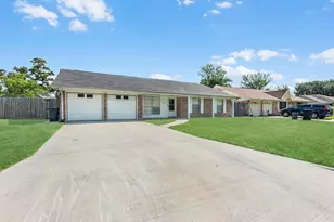 13931 Roundstone Ln, Houston, TX 77015 - Photo 2