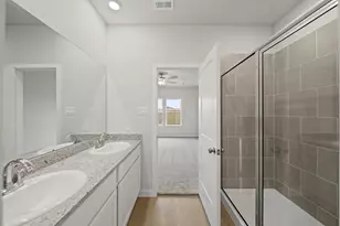 316 Bennett St, Angleton, TX 77515 - Photo 14