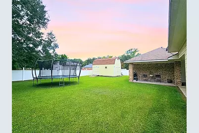 904 E Wilkins Street, Angleton, TX 77515 - Photo 20