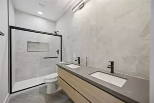 3704 Mt Pleasant St, Houston, TX 77021 - Photo 18