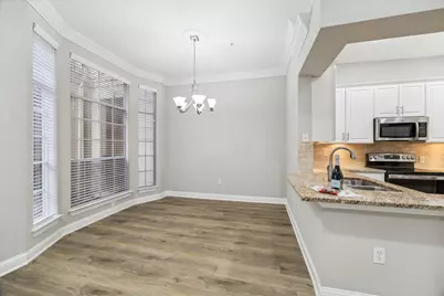 5353 Memorial Drive #1056, Houston, TX 77007 - Photo 4