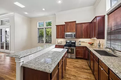 5718 Kansas Street #D, Houston, TX 77007 - Photo 4