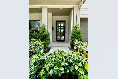 1917 Ridgemore Drive, Houston, TX 77055 - Photo 2
