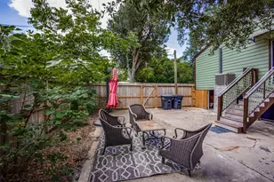 1200 W Phillips St, Alvin, TX 77511 - Photo 44