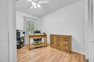 1018 Londonderry Ave, Friendswood, TX 77546 - Photo 24