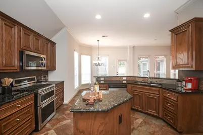 2502 Quiet Lake Court, Pearland, TX 77584 - Photo 8