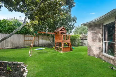 2502 Quiet Lake Court, Pearland, TX 77584 - Photo 30