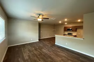 9789 Grosbeak Ln, Magnolia, TX 77354 - Photo 2