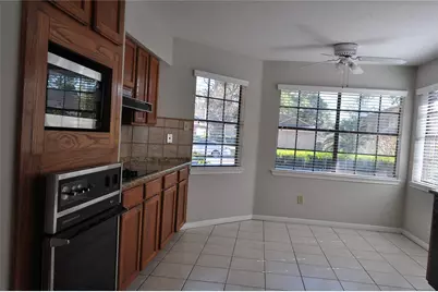 8639 Sparkling Springs Drive, Houston, TX 77095 - Photo 16