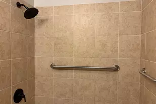 5818 Glenhurst Dr, Houston, TX 77033 - Photo 18