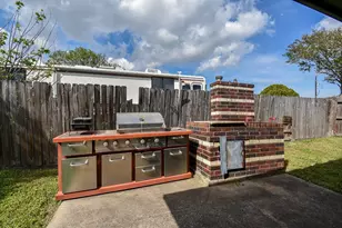 10139 Rustic Rock Rd, La Porte, TX 77571 - Photo 44