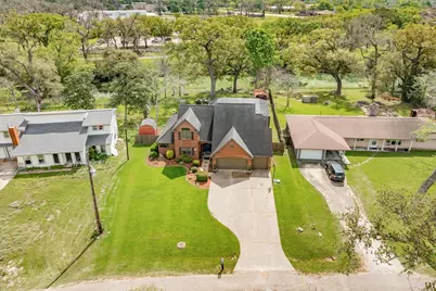 100 Van Winkle Street, Lake Jackson, TX 77566 - Photo 48