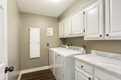 100 Van Winkle Street, Lake Jackson, TX 77566 - Photo 18