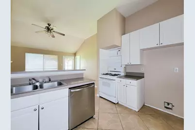 29002 Sedgefield Street, Spring, TX 77386 - Photo 12