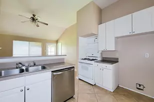29002 Sedgefield St, Spring, TX 77386 - Photo 12
