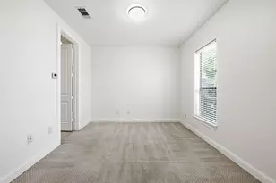 5716 Kansas St, Houston, TX 77007 - Photo 14