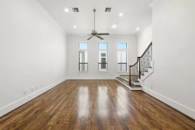 5716 Kansas St #B, Houston, TX 77007 - Photo 4