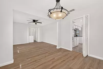 12314 Shaftsbury Drive, Houston, TX 77031 - Photo 14
