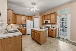 273 Sunset Path S, Conroe, TX 77316 - Photo 10