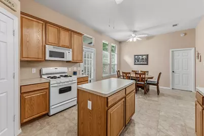 273 Sunset Path S, Conroe, TX 77316 - Photo 14