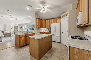 273 Sunset Path S, Conroe, TX 77316 - Photo 12