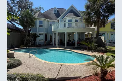 4715 W Bayshore Drive, Bacliff, TX 77518 - Photo 10