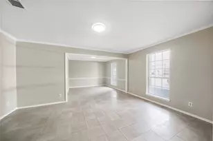 16121 Singapore Ln, Jersey Village, TX 77040 - Photo 10