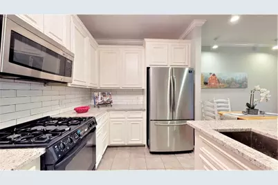 2104 Gillette Street, Houston, TX 77006 - Photo 16