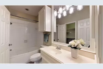 2104 Gillette Street, Houston, TX 77006 - Photo 26