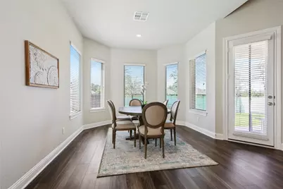 50 Wyatt Oaks Drive, The Woodlands, TX 77375 - Photo 14