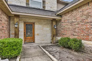 1922 Shark Ct, Crosby, TX 77532 - Photo 4