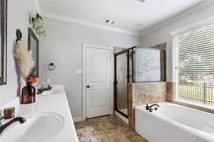 1922 Shark Ct, Crosby, TX 77532 - Photo 20