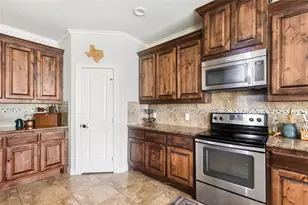 1922 Shark Ct, Crosby, TX 77532 - Photo 14