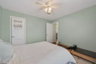 7615 Azalea St, Houston, TX 77023 - Photo 24