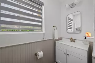 7615 Azalea St, Houston, TX 77023 - Photo 22