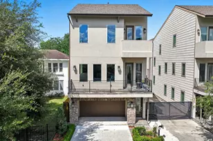 215 Avondale St, Houston, TX 77006 - Photo 32