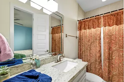 215 Avondale Street, Houston, TX 77006 - Photo 6